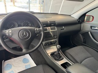 Mercedes-Benz Clase C 2005