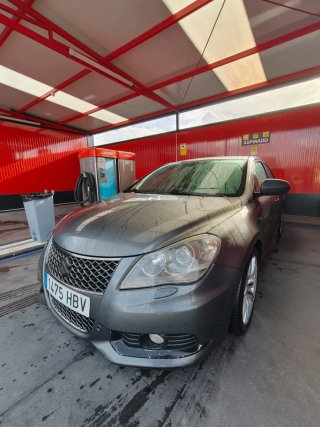 Suzuki Kizashi 2011