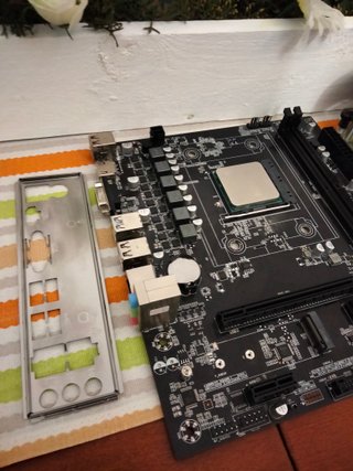 2400g+B450M+Memória | AMD