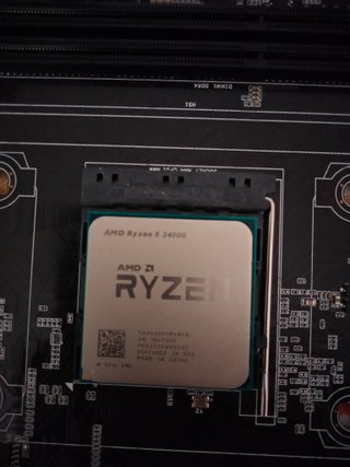 2400g+B450M+Memória | AMD