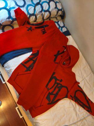 Conjunto sudadera pantalón chándal rojo New Yorker