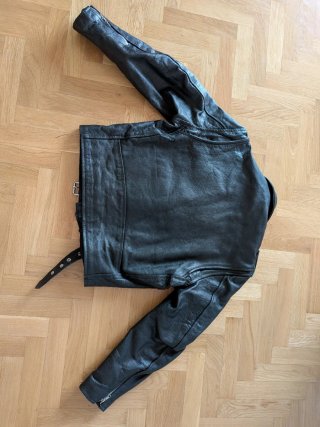 Cazadora de cuero para hombre