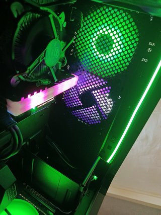 Ordenador Gaming Cougar