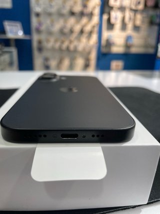 iPhone 16 128GB Negro De Origen