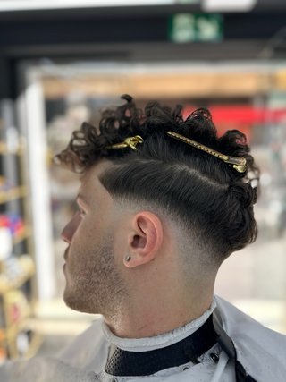 Soy barbero profesional, domicilio en Castelldefel