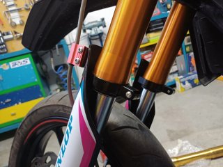 Protector Botellas Rieju MRT MRX PRO Negros