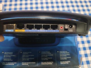 Router Linksys E3000 Wireless-N