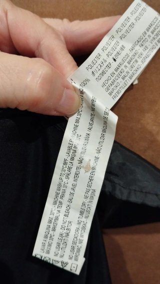 Pantalón negro con cinturón