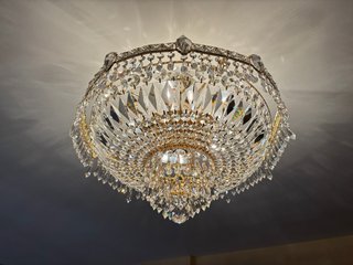Lámpara de techo cristal y metal dorada