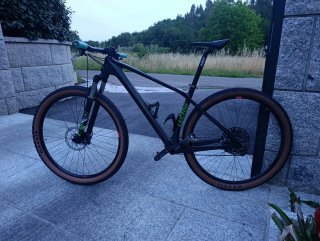 Bicicleta Montaña MTB GHOST Lector 6 Carbono.