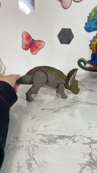 Triceratopo Mattel Jurassic World