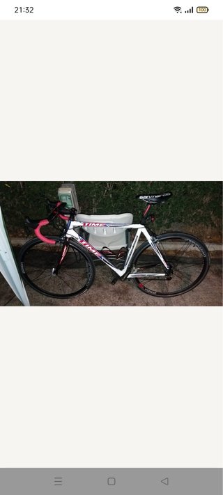 Bicicleta de carretera de carbono