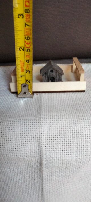 Cassettina scatola in legno con casetta