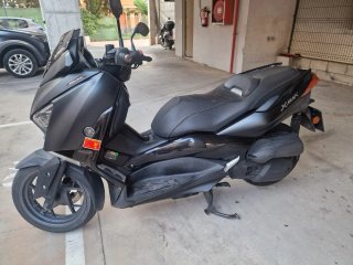 Yamaha XMAX Negra Automática