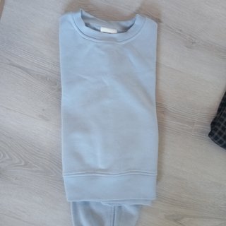 Sudadera Pull and Bear. T. M. Como nueva