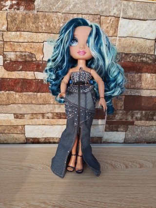Muñeca Rainbow high skyler bradshaw