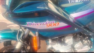 Yamaha XJ 900 S Diversion Verde/Morado