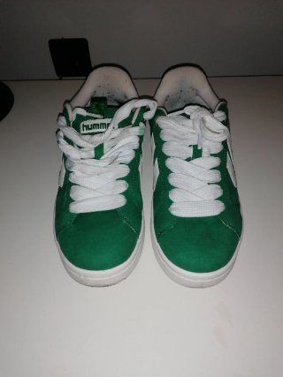 Zapatillas Hummel verdes y blancas