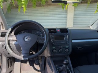 Volkswagen Golf 2004