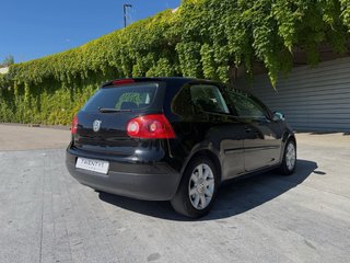 Volkswagen Golf 2004