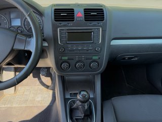 Volkswagen Golf 2004
