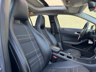 Mercedes-Benz GLA 200d Automatico