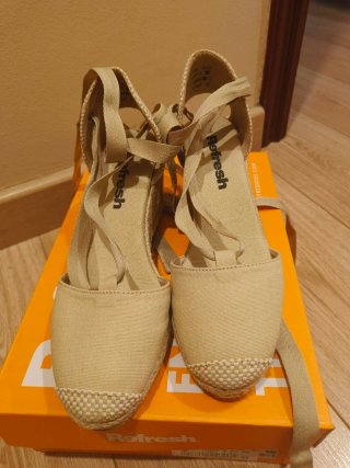 Zapatos esparto cuña Refresh beige talla 37