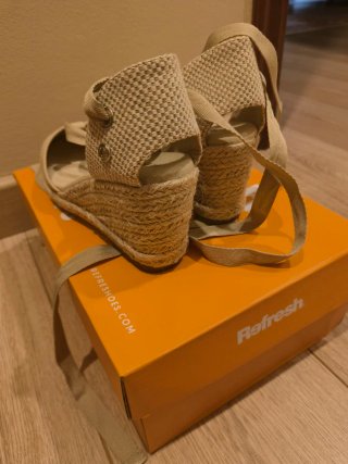 Zapatos esparto cuña Refresh beige talla 37