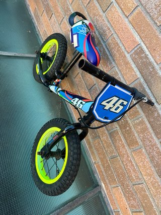 Bicicleta de equilibrio 46