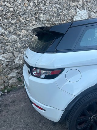Range Rover Evoque Si4 dynamic
