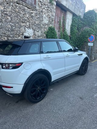 Range Rover Evoque Si4 dynamic