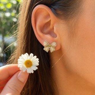 Pendientes Lazo Dorado Perlas y Brillantes