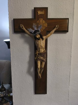 Crucifijo antiguo