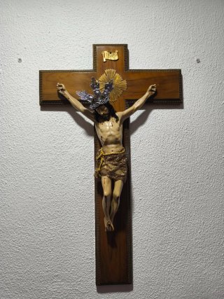 Crucifijo antiguo