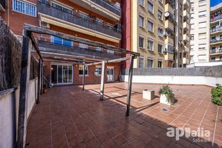 Piso en venta en Gràcia en Sabadell