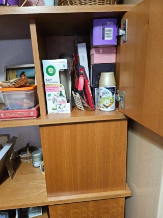 Estantería de madera