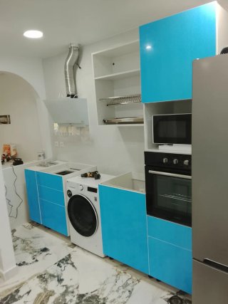 Montaje y desmontaje de muebles y cocinas.