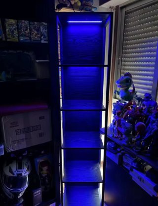 Estanteria con luz led de colores