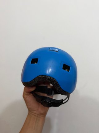Casco infantil azul