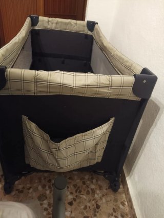 Cuna de viaje Nurse. En perfecto estado.