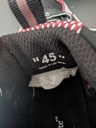 Zapatillas Off-White Negras y Moradas