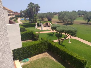 Se alquila piso playa