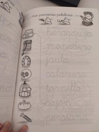 Libro para aprender las palabras