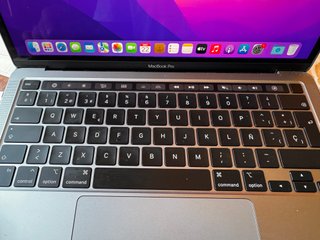 MacBook Pro 13” M1 (2020) • Muy poco uso