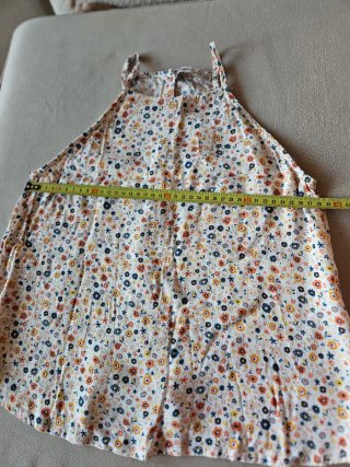 Top floral blanco tirantes. Talla S