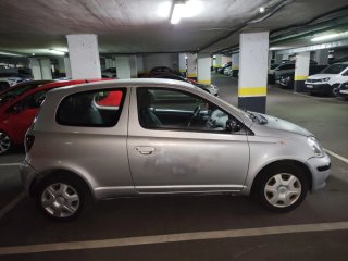 Toyota Yaris 2004
