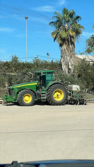 Tractor John Deere 8120
