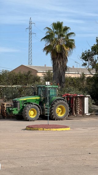 Tractor John Deere 8120