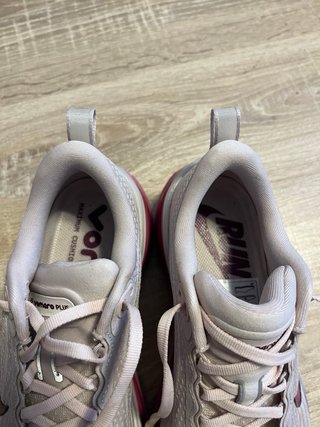 Nike Vomero Plus