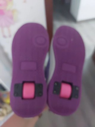 Zapatillas Hellys con Rueda Talla 34